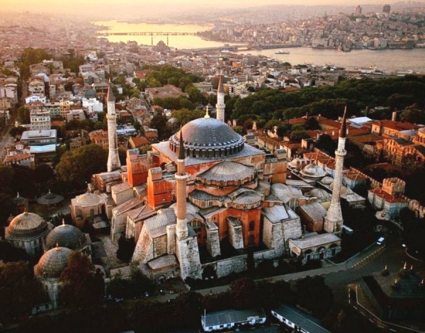 &Tau;&Omicron;&Upsilon;&Rho;&Kappa;&Iota;&Alpha;: &Alpha;&pi;&epsilon;&beta;ί&omega;&sigma;&epsilon; &omicron; &Mu;&omicron;&upsilon;&epsilon;&zeta;ί&nu;&eta;&sigmaf; &Omicron;&sigma;&mu;ά&nu; &Alpha;&sigma;&lambda;ά&nu; &mu;έ&sigma;&alpha; &sigma;&tau;&eta;&nu; &Alpha;&gamma;ί&alpha; &Sigma;&omicron;&phi;ί&alpha;-(5.8.20)[Eng subs]