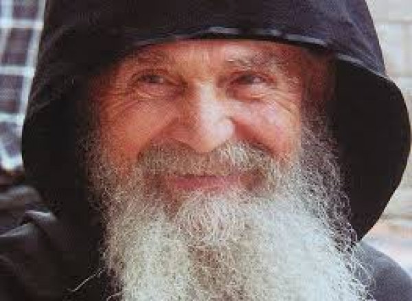 &Omicron; &Gamma;&Epsilon;&Rho;&Omicron;&Nu;&Tau;&Alpha;&Sigma; &Epsilon;&Phi;&Rho;&Alpha;&Iota;&Mu; &Tau;&Eta;&Sigma; &Alpha;&Rho;&Iota;&Zeta;&Omicron;&Nu;&Alpha;&Sigma; &Sigma;&Tau;&Omicron; &Sigma;&Tau;&Omicron;&Chi;&Alpha;&Sigma;&Tau;&Rho;&Omicron; &Tau;&Omega;&Nu; &Omicron;&Iota;&Kappa;&Omicron;&Upsilon;&Mu;&Epsilon;&Nu;&Iota;&Sigma;&Tau;&Omega;&Nu;