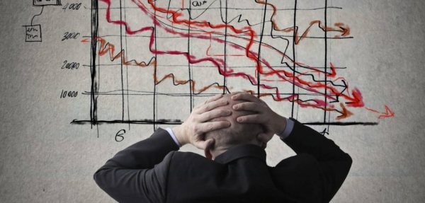 Έ&rho;&chi;&epsilon;&tau;&alpha;&iota; &omicron;&iota;&kappa;&omicron;&nu;&omicron;&mu;&iota;&kappa;ό&sigmaf; &laquo;&Alpha;&rho;&mu;&alpha;&gamma;&epsilon;&delta;&delta;ώ&nu;&raquo; &sigma;&tau;&eta;&nu; &Epsilon;&upsilon;&rho;&omega;&zeta;ώ&nu;&eta;: &Pi;&rho;&omicron;&sigmaf; &pi;&alpha;&gamma;&kappa;ό&sigma;&mu;&iota;&alpha; &kappa;&rho;ί&sigma;&eta; &mu;&epsilon;&gamma;&alpha;&lambda;ύ&tau;&epsilon;&rho;&eta; &tau;&omicron;&upsilon; 2008 &ndash; &Tau;&alpha; &sigma;&epsilon;&nu;ά&rho;&iota;&alpha; &pi;&omicron;&upsilon; &laquo;&theta;ά&beta;&omicron;&upsilon;&nu;&raquo; &tau;&eta;&nu; &alpha;&nu;ά&pi;&tau;&upsilon;&xi;&eta;