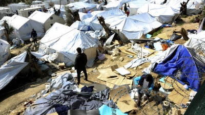 &Xi;έ&pi;&lambda;&upsilon;&mu;&alpha; &chi;&rho;ή&mu;&alpha;&tau;&omicron;&sigmaf; &mu;έ&sigma;&omega; &Mu;&Kappa;&Omicron; &sigma;&tau;&eta;&nu; &Epsilon;&lambda;&lambda;ά&delta;&alpha; &ndash; &Tau;&iota; &delta;&iota;&epsilon;&rho;&epsilon;&upsilon;&nu;&omicron;ύ&nu; &omicron;&iota; &Alpha;&rho;&chi;έ&sigmaf;