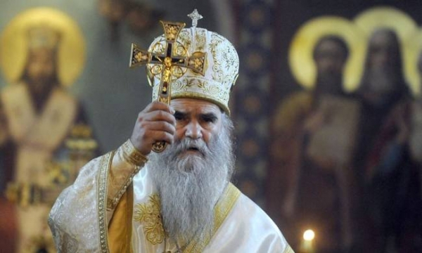 &Mu;&alpha;&upsilon;&rho;&omicron;&beta;&omicron;&upsilon;&nu;ί&omicron;&upsilon; &Alpha;&mu;&phi;&iota;&lambda;ό&chi;&iota;&omicron;&sigmaf;: &ldquo;&Epsilon;&chi;&omicron;&upsilon;&nu; &kappa;&eta;&rho;ύ&xi;&epsilon;&iota; &pi;ό&lambda;&epsilon;&mu;&omicron; &sigma;&tau;&omicron;&nu; &Theta;&epsilon;ό&rdquo;